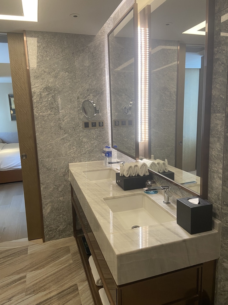 Radisson Suzhou 48/50