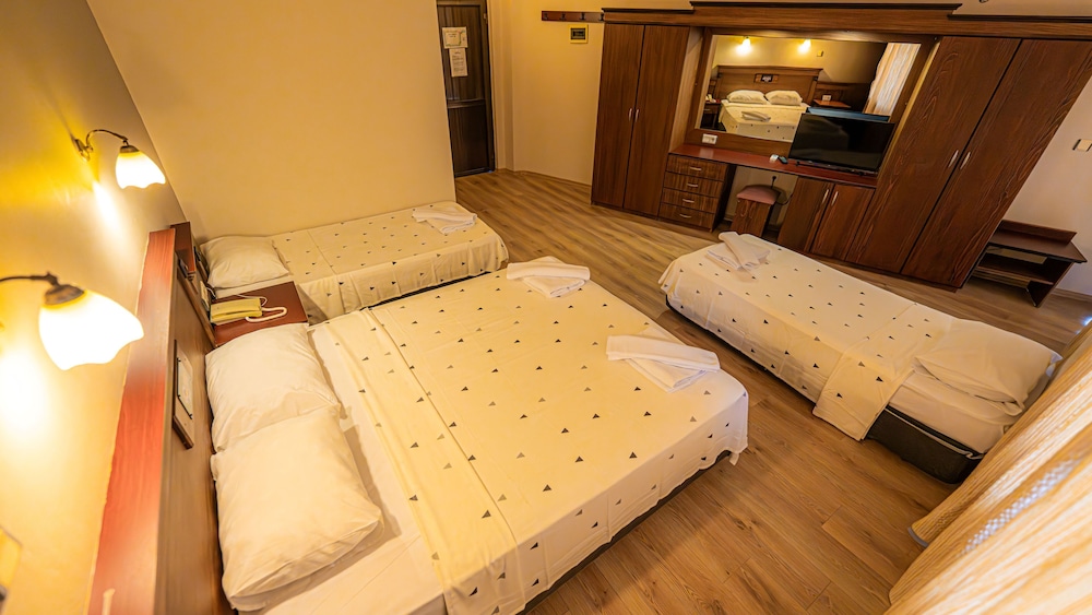 Golmar Beach Hotel 25/73
