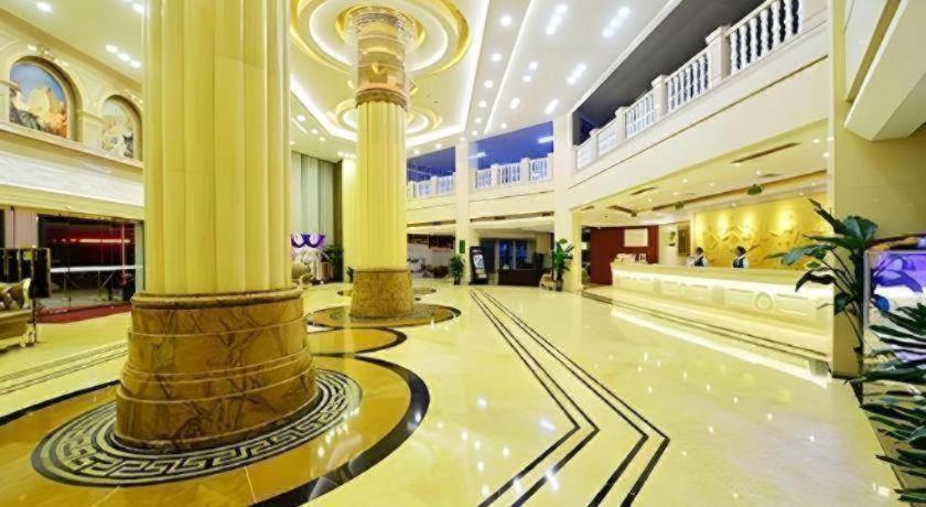 Vienna International Hotel (Nanning East Railway Station) 10/50