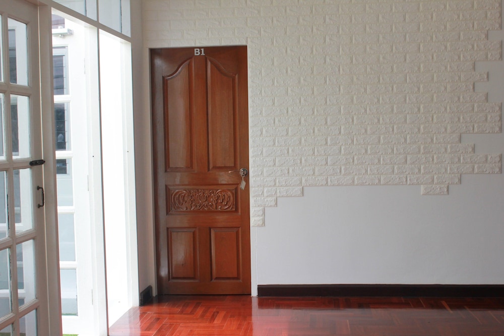 Home @ Hostel Kanchanaburi 10/50