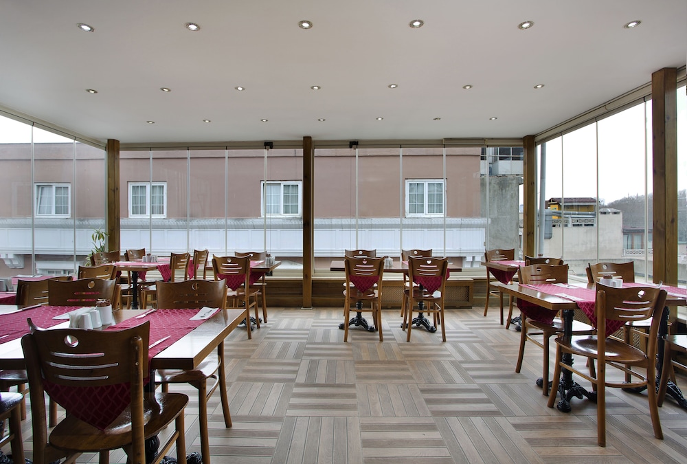 Evsen Hotel Adults Only 57/68