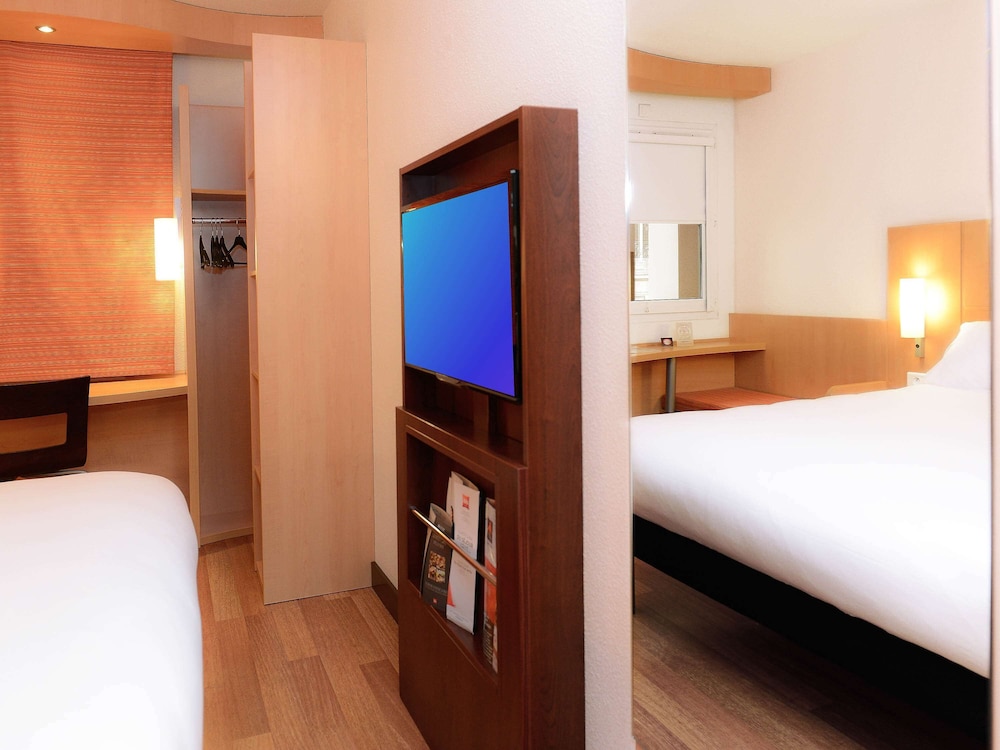 Ibis Caen Centre 22/72