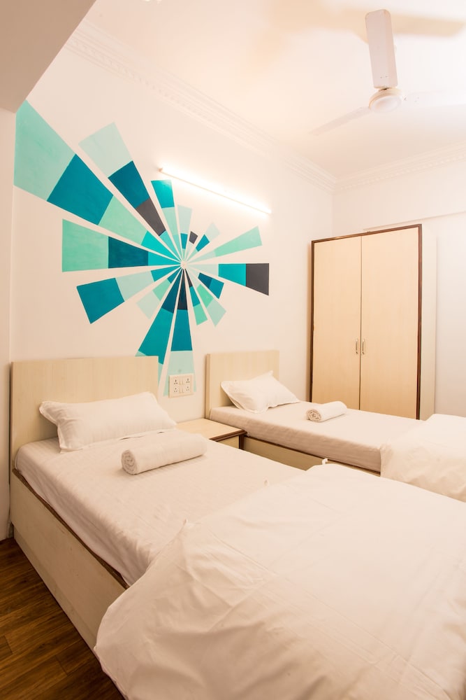 Hostel Mantra 12/45