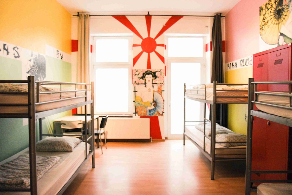 Sunflower Hostel 47/59