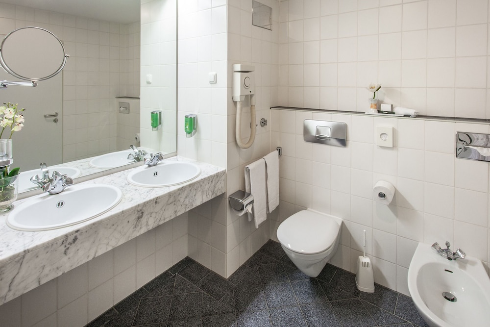 Trip Inn Bristol Hotel Mainz 29/30