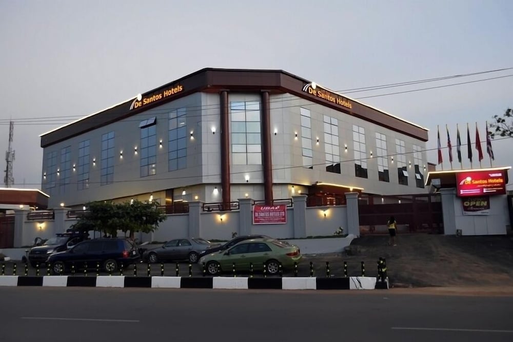 De Santos Hotel Awka 4/32