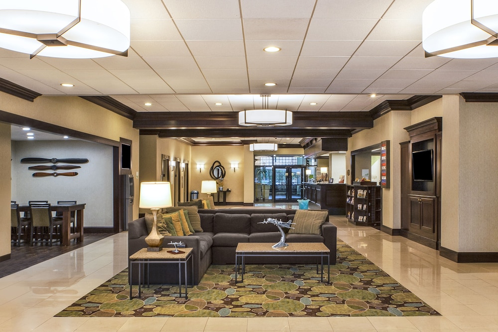 Holiday Inn National Airport/Crystal City 36/70