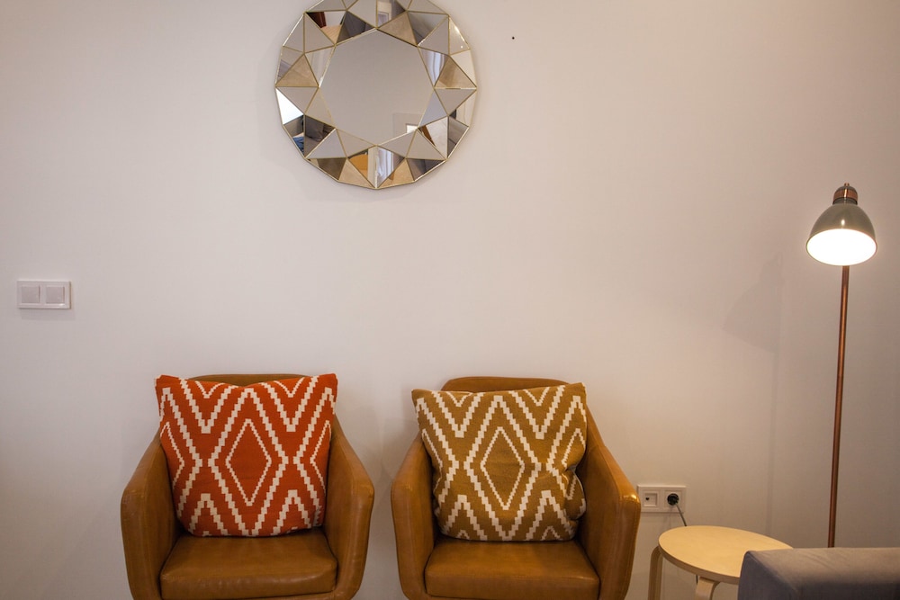 Gran Central Suites 7/50