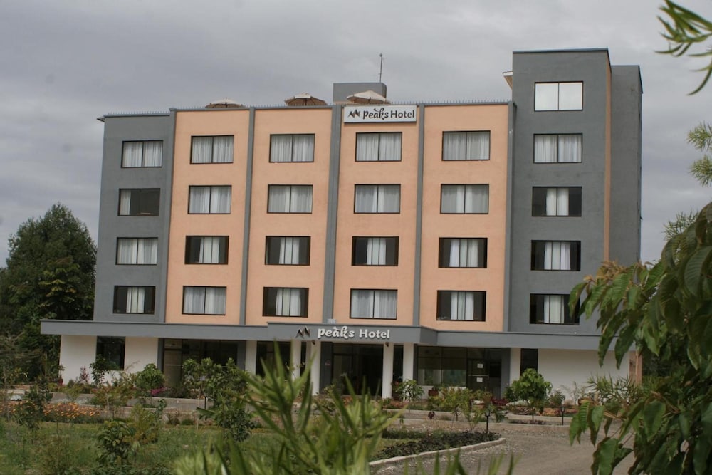 Peaks Hotel Limited 2/40