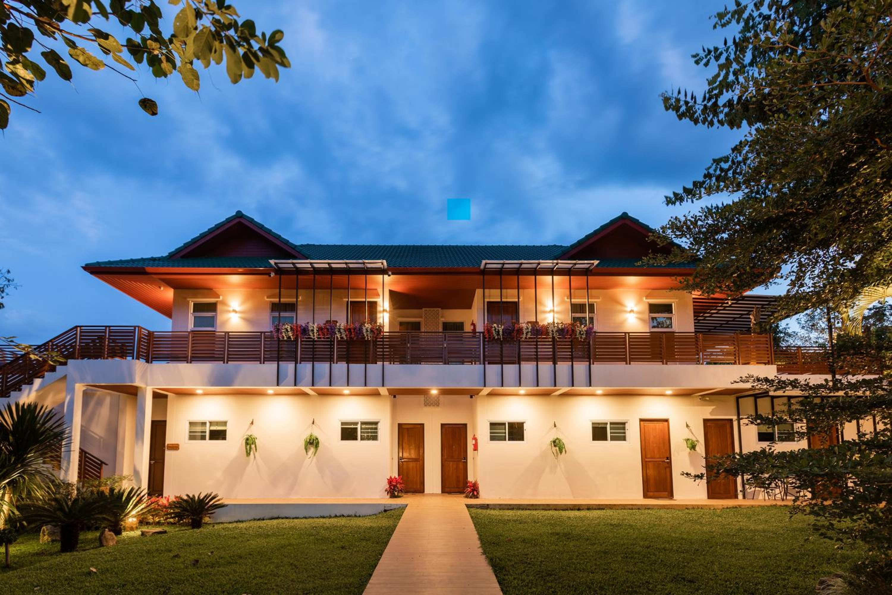 Swankiri Executive Farm Resort 1/53