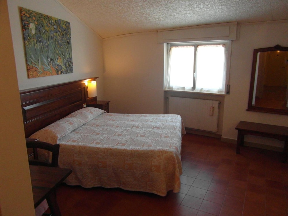 Albergo Del Sole 10/50