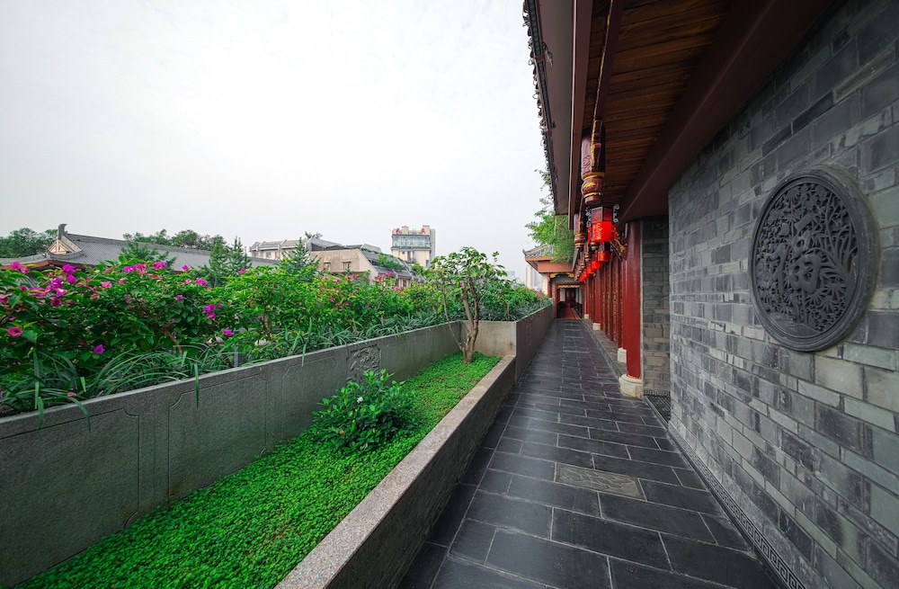 Han Dynasty Boutique Hotel 25/28