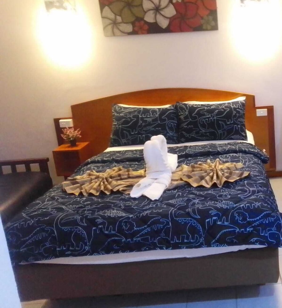 Nadi Downtown Hotel 43/44