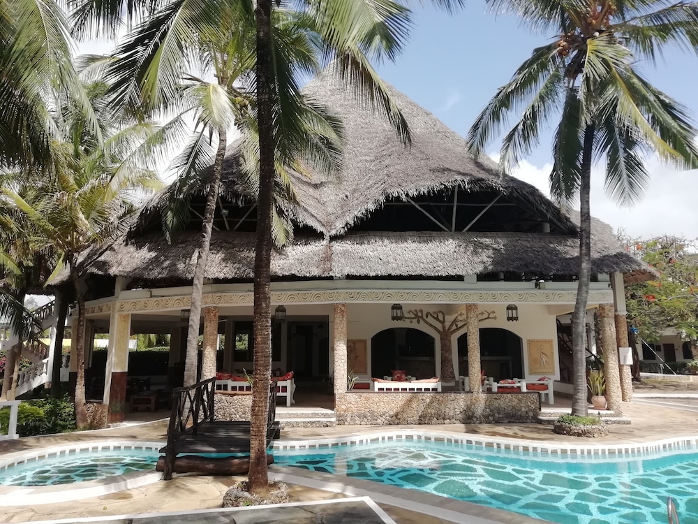 Aquarius Club International Resort - All Inclusive 1/40