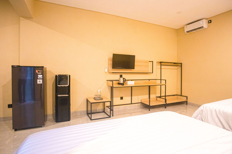 SH Hotel 2/11
