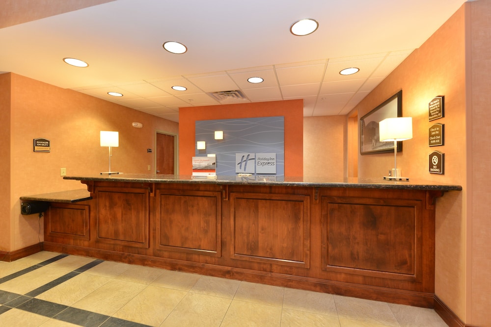 Holiday Inn Express Rawlins 3/78