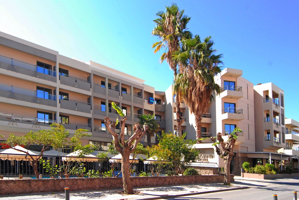 Saint Constantine Hotel 45/49