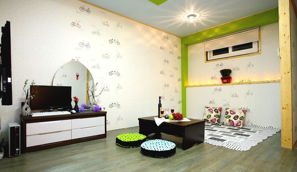 Pinky Marine Pension 25/50