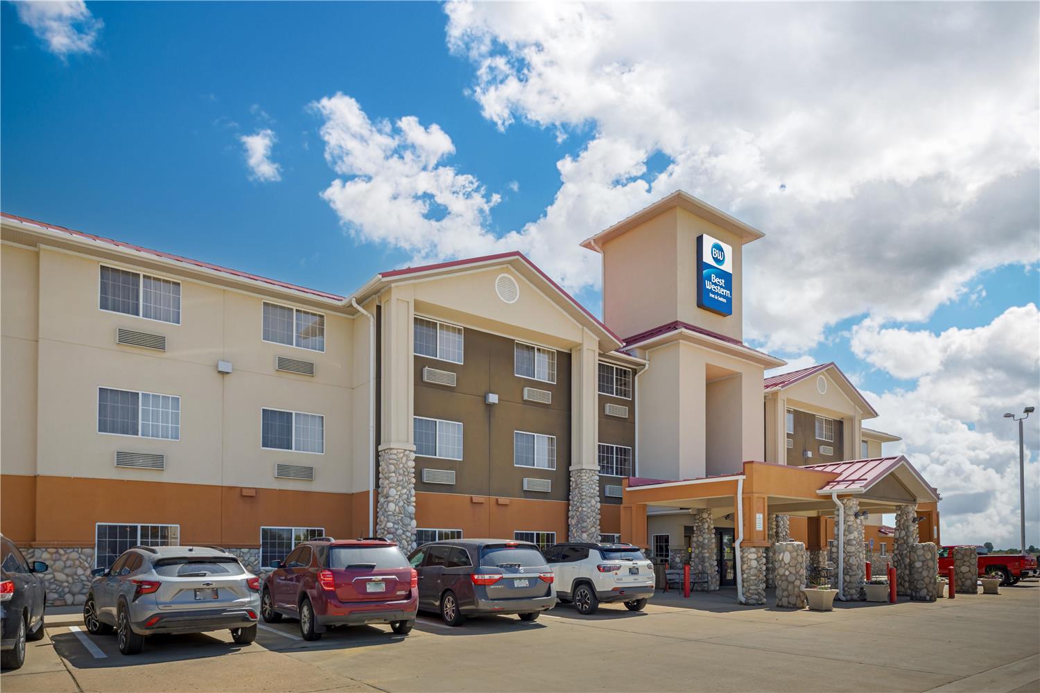 Best Western Firestone Inn & Suites 32/34