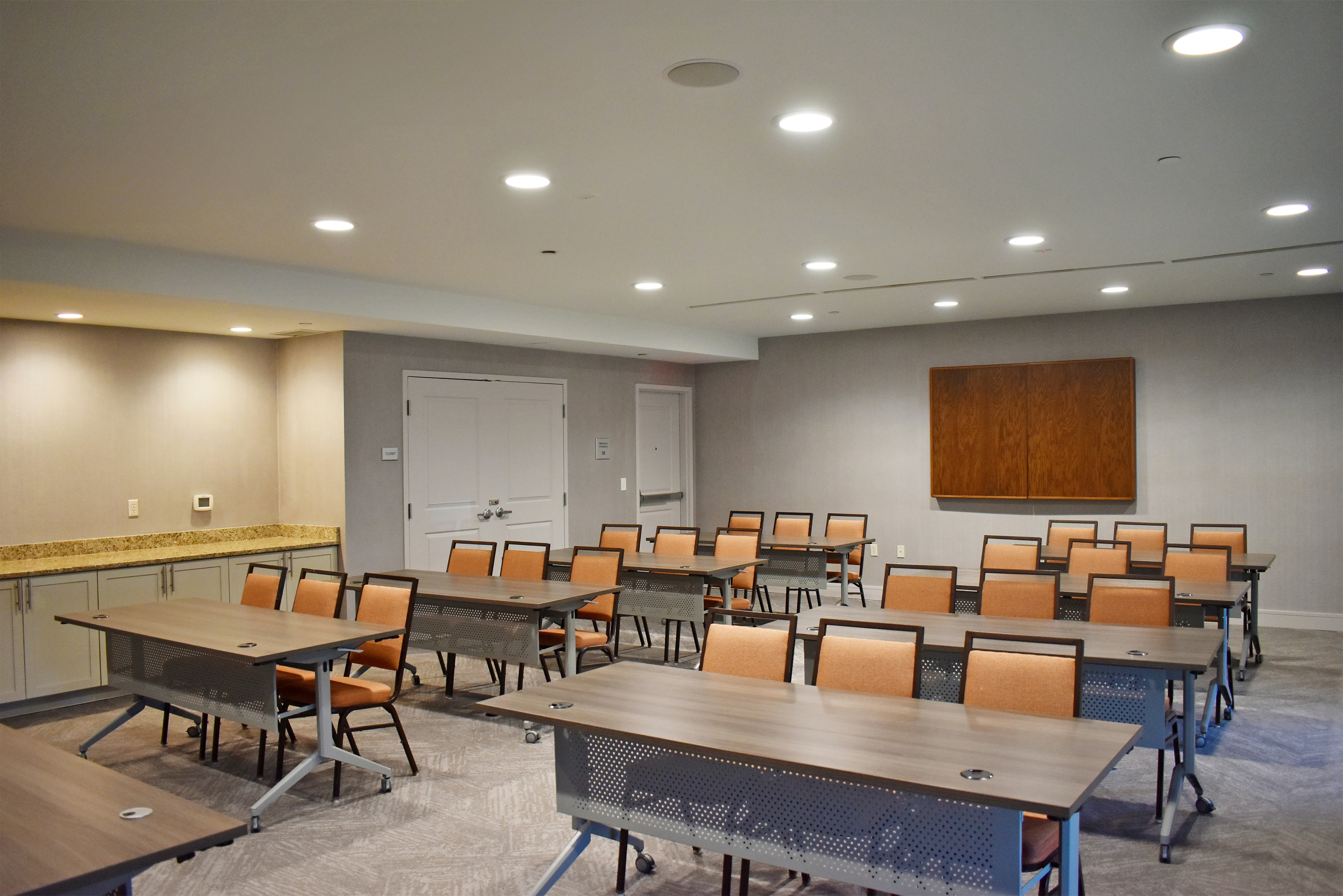 Hampton Inn And Suites Robbinsville 55/57