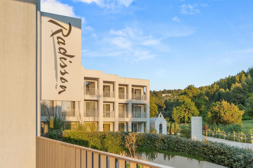 Radisson Resort Plaza Skiathos 6/50