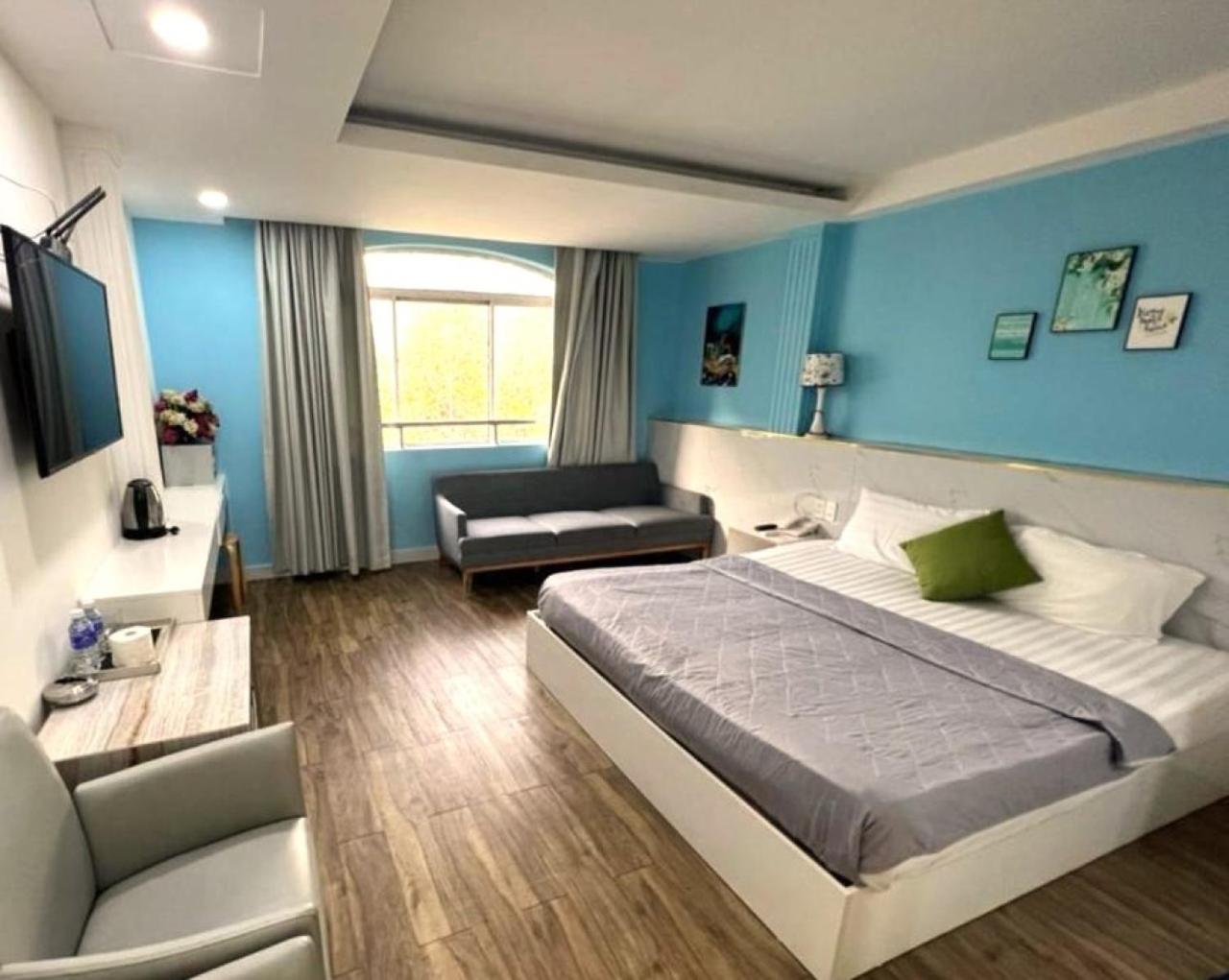 Vip, Queen Bed