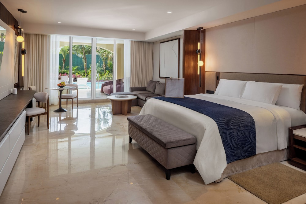 GRAND, VILLA