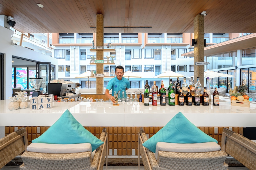 Liv Hotel Phuket Patong Beachfront 58/69