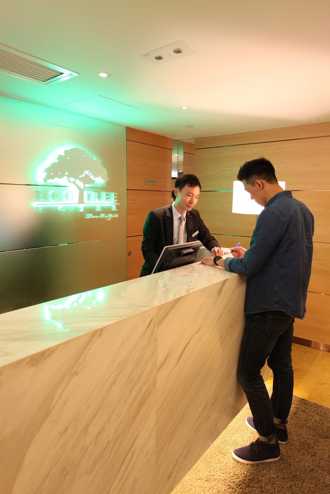 Eco Tree Hotel 10/65