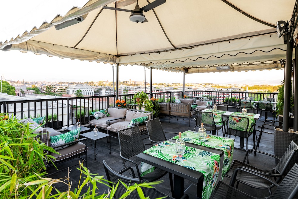 TRILUSSA PALACE HOTEL CONGRESS AND SPA 41/43