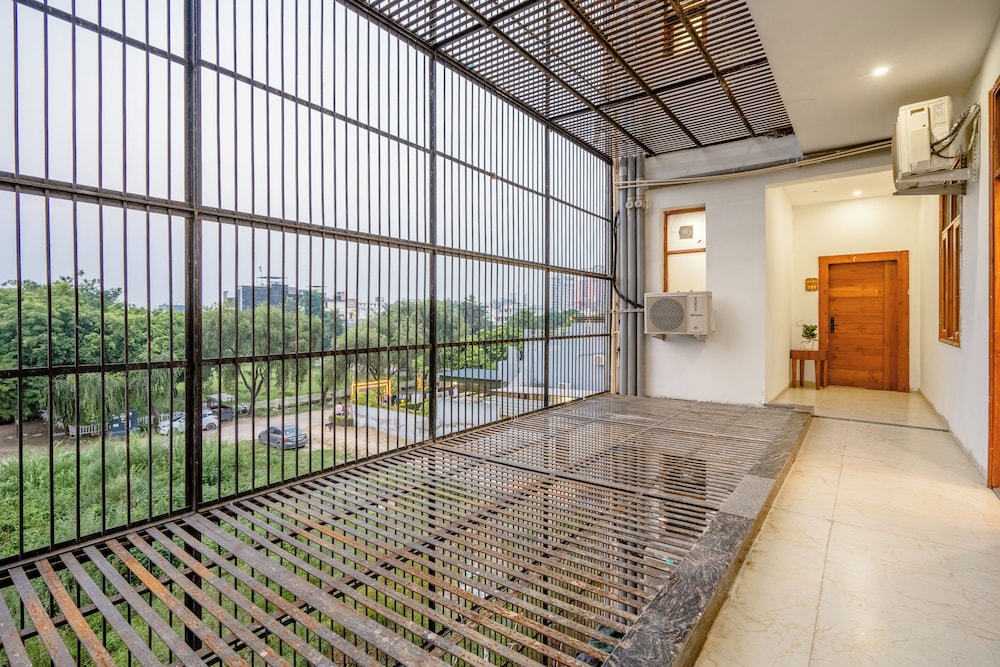 Lime Tree Hotels & Banquet Greater Noida 23/50