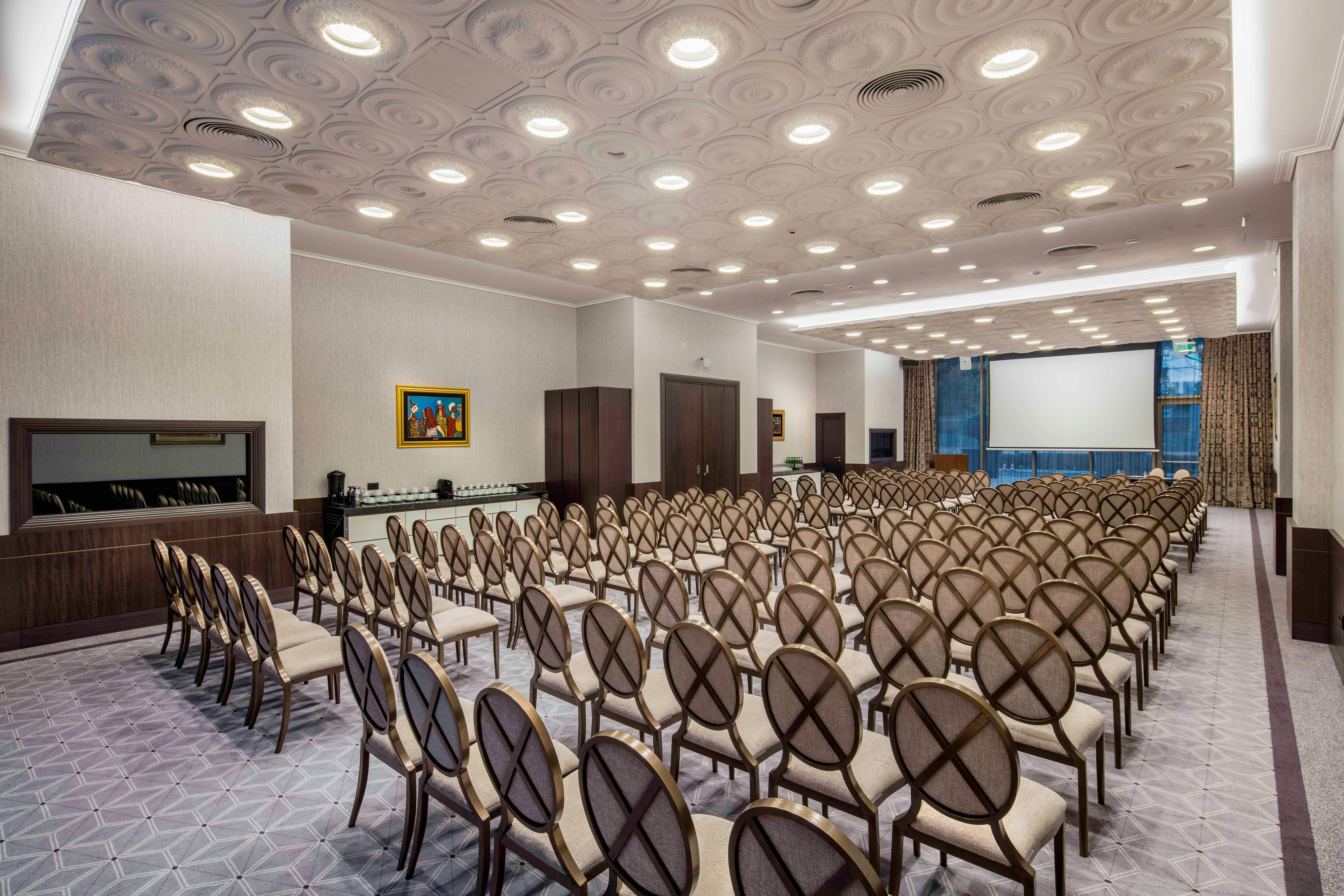 Hilton Podgorica Crna Gora 14/17