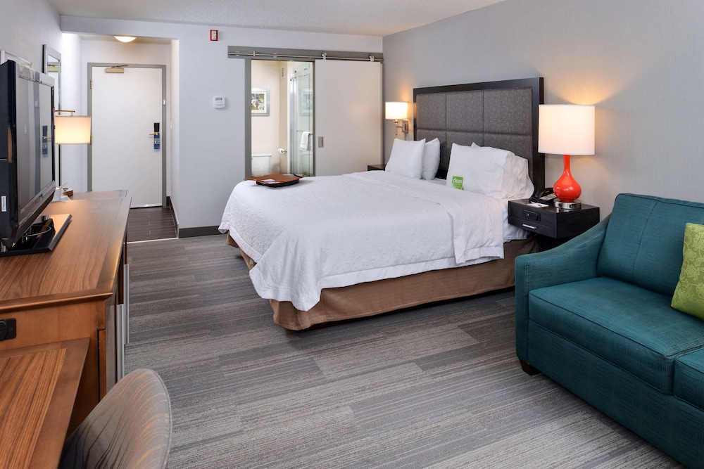 Hampton Inn & Suites By Hilton Calgary- University Northwest 18/61