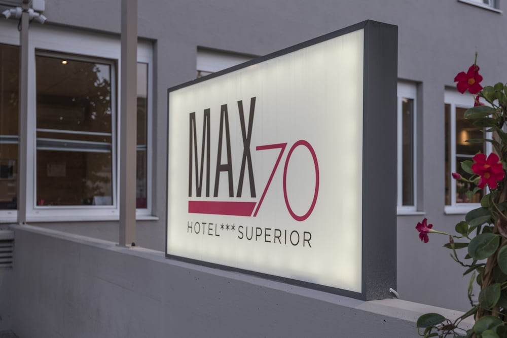 Hotel Max 70 3/50
