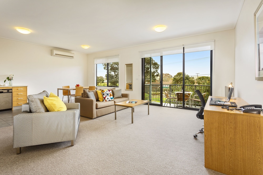 Quest Frankston 22/30