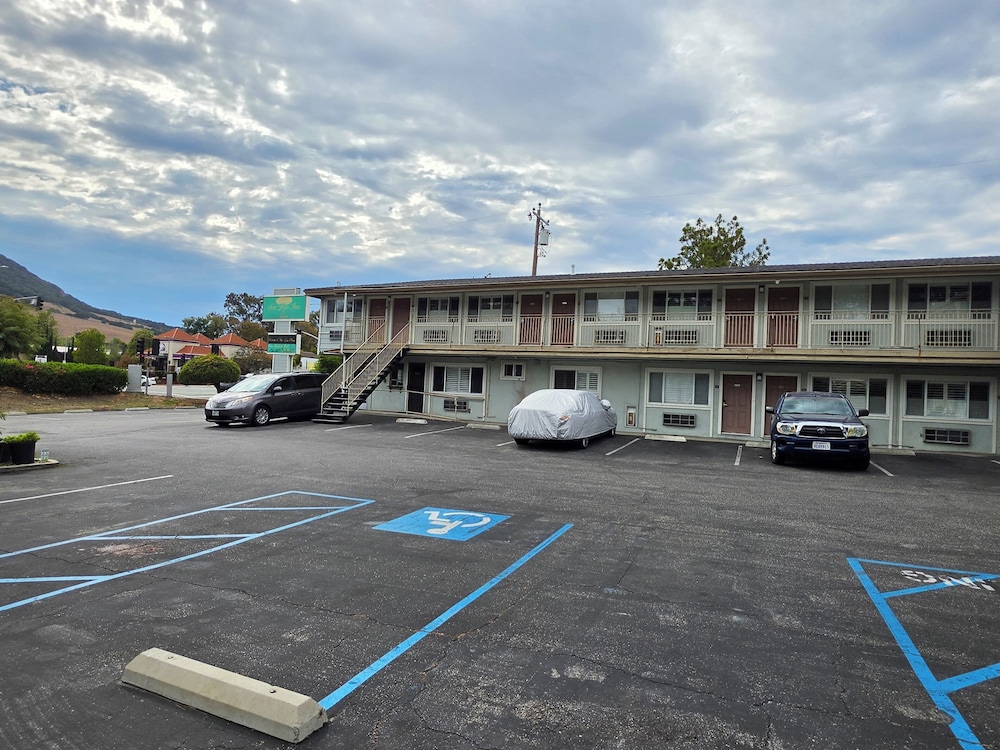San Luis Inn And Suites 63/70