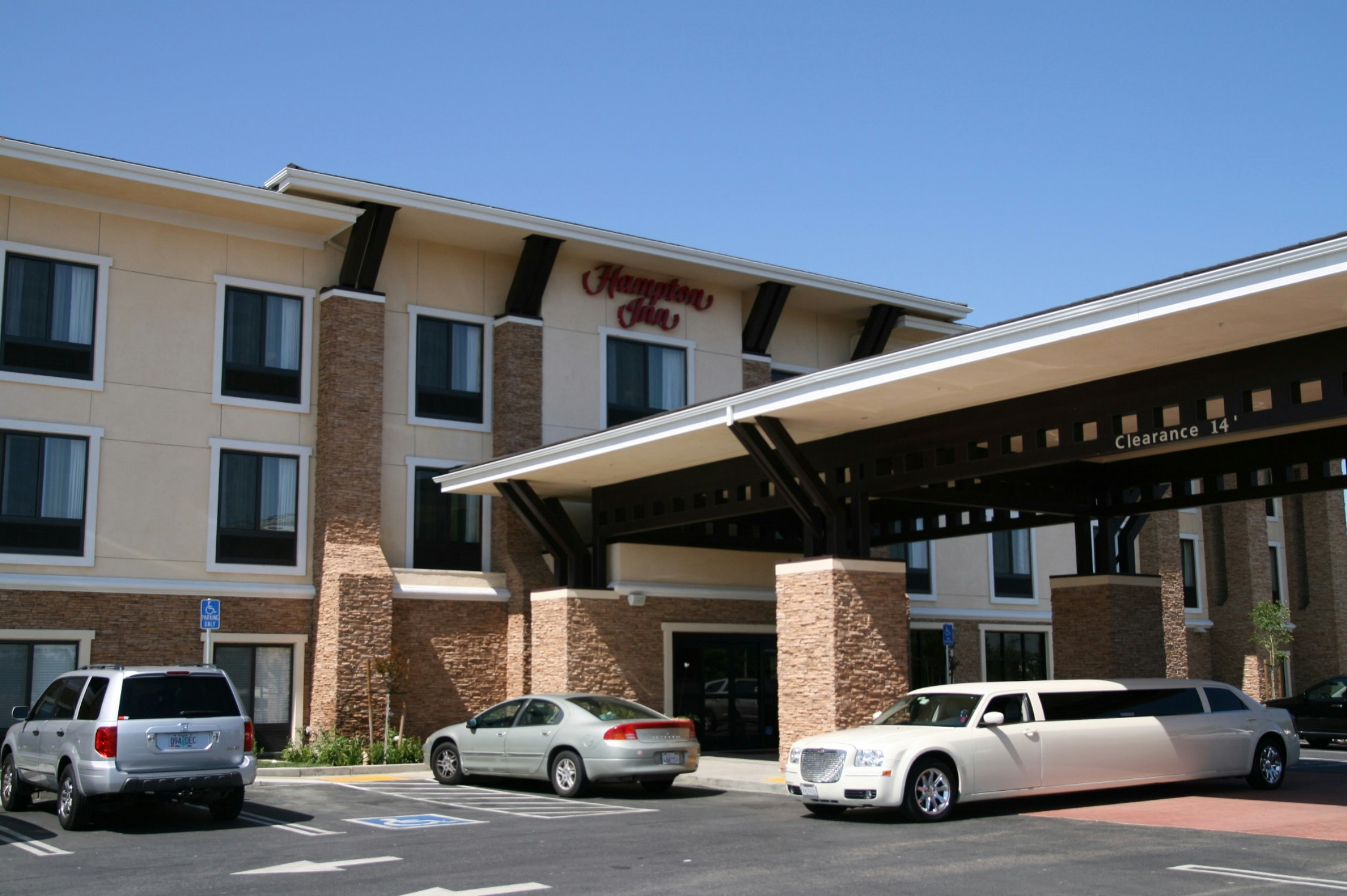 Hampton Inn Brentwood 48/50