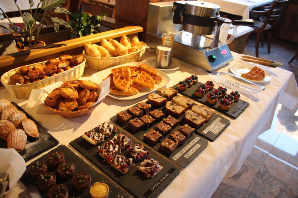 Grichting Hotel & Serviced Apartments 27/65