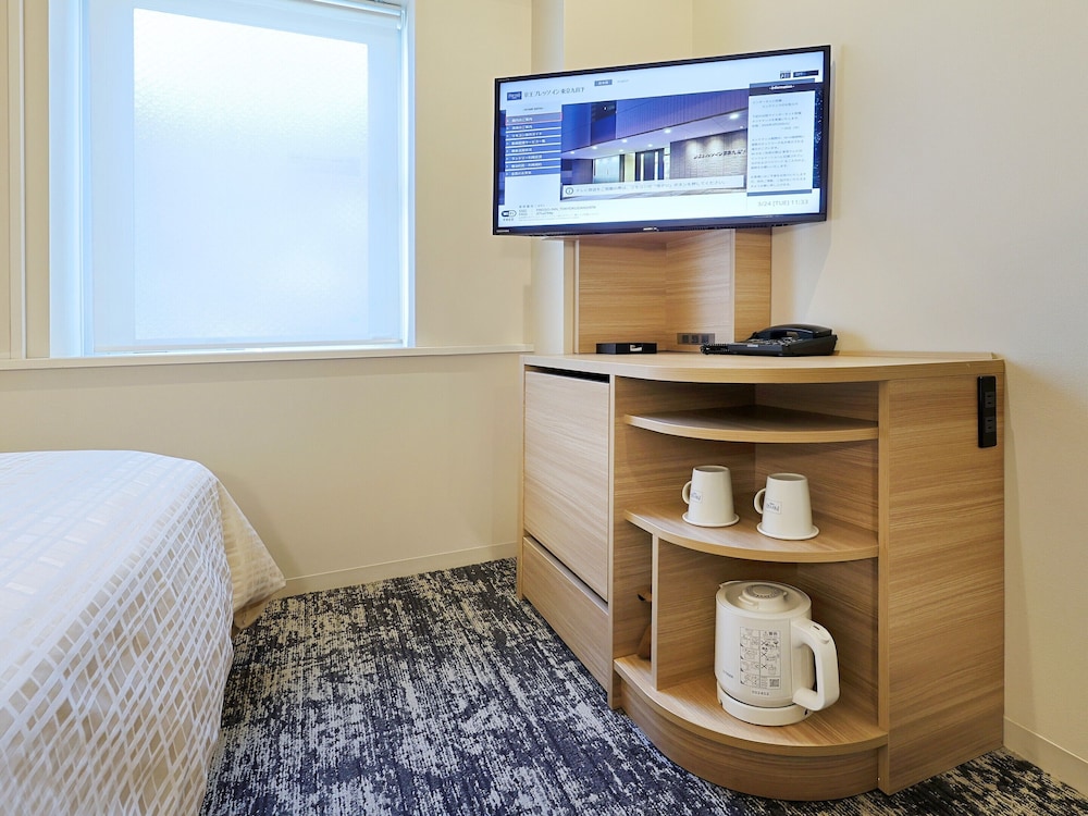 Keio Presso Inn Kudanshita 8/63