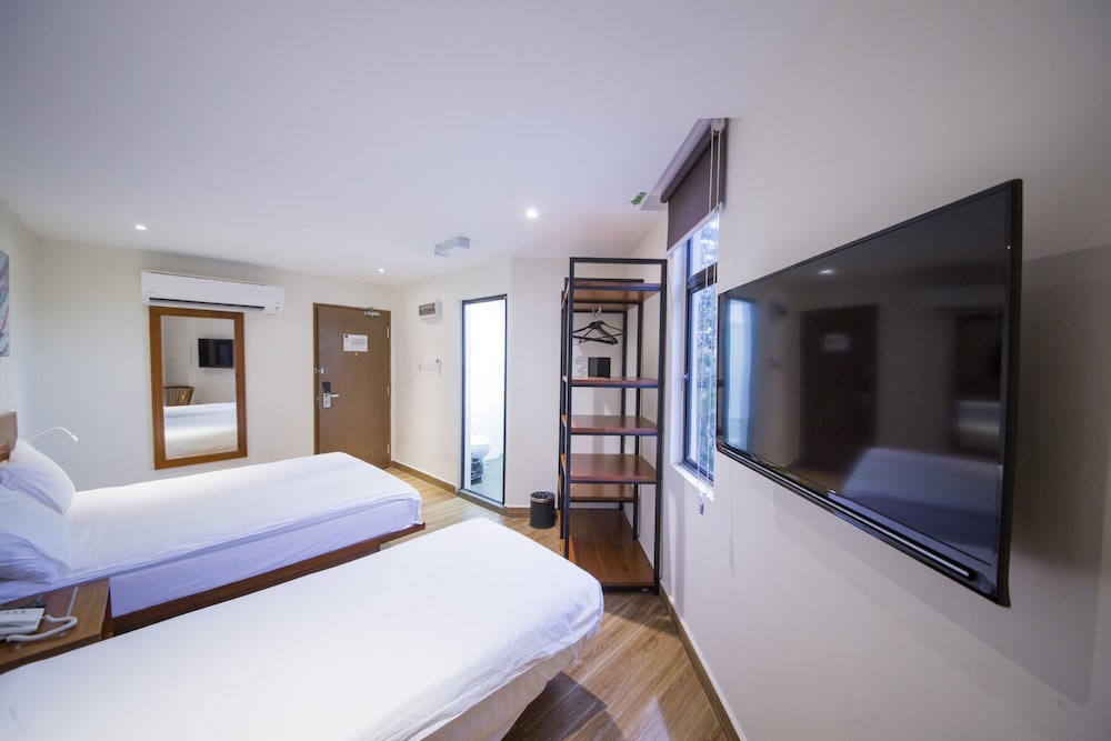 The Point Boutique Hotel 24/55