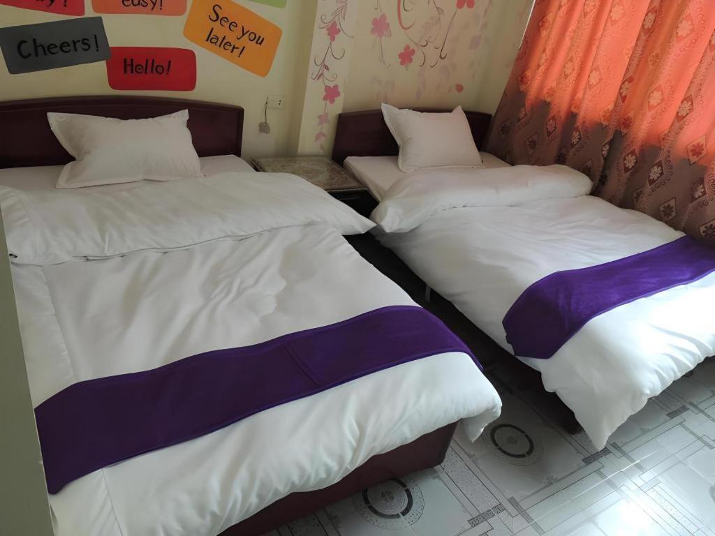 Ha Long Happy Hostel - Adults Only 7/26