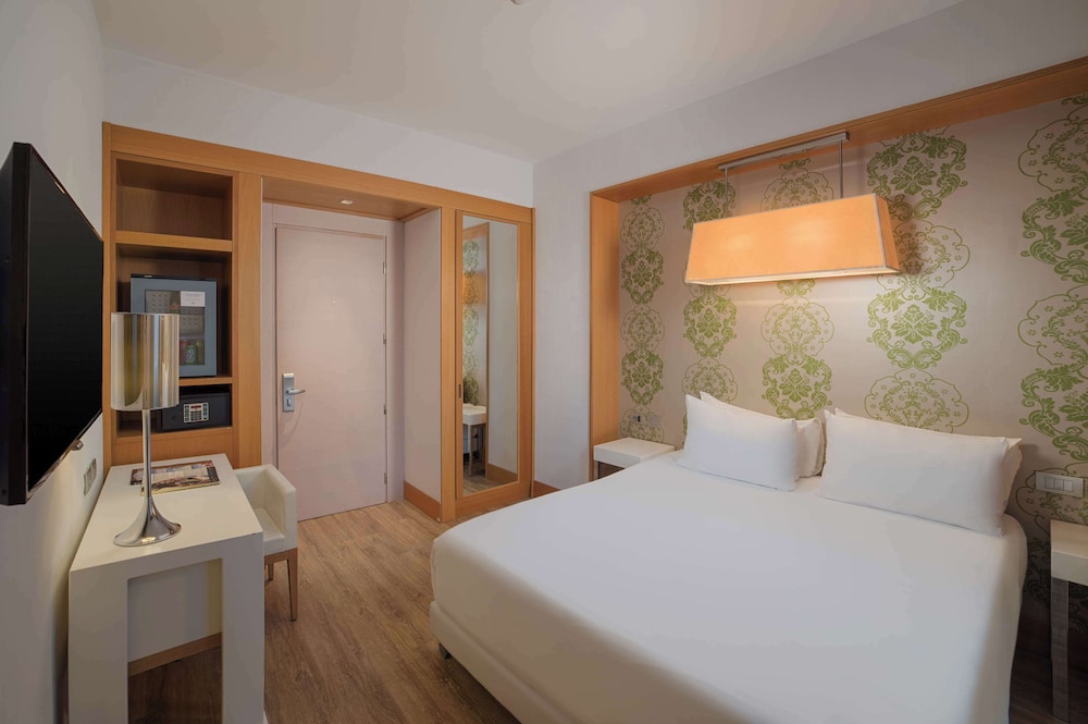 Hotel NH Genova Centro 4/47