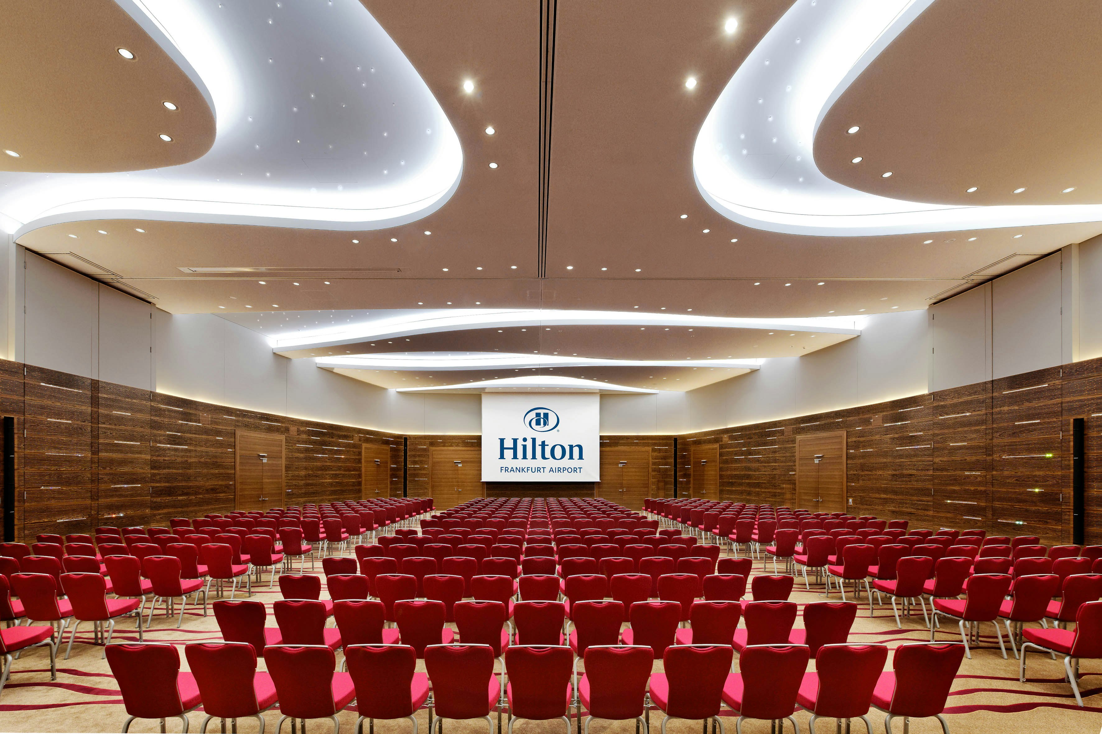 Hilton Frankfurt Airport 60/66