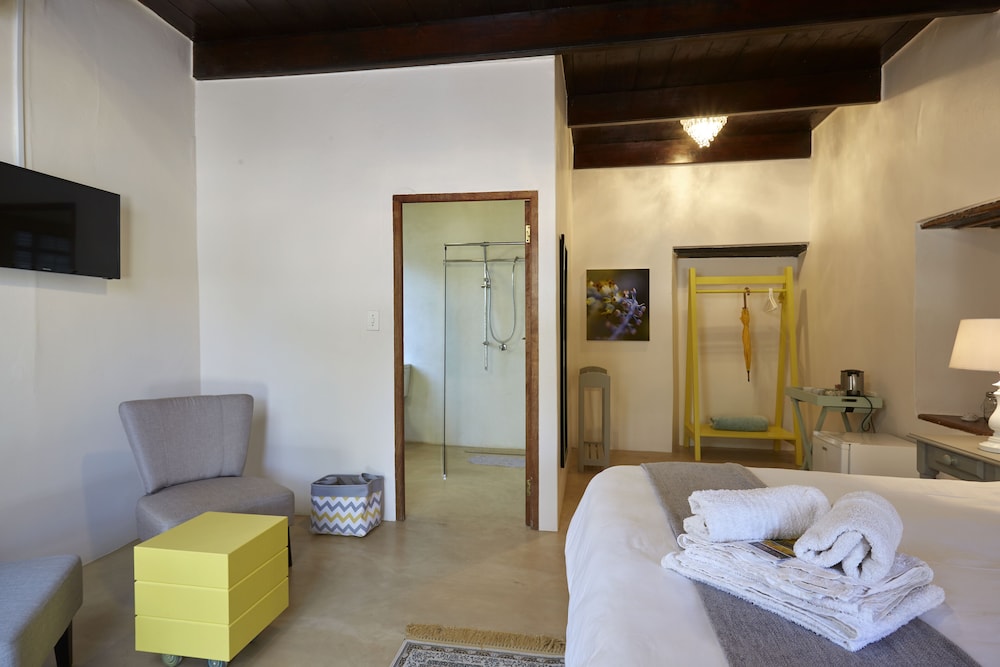 Yellow Aloe Accommodation 23/50