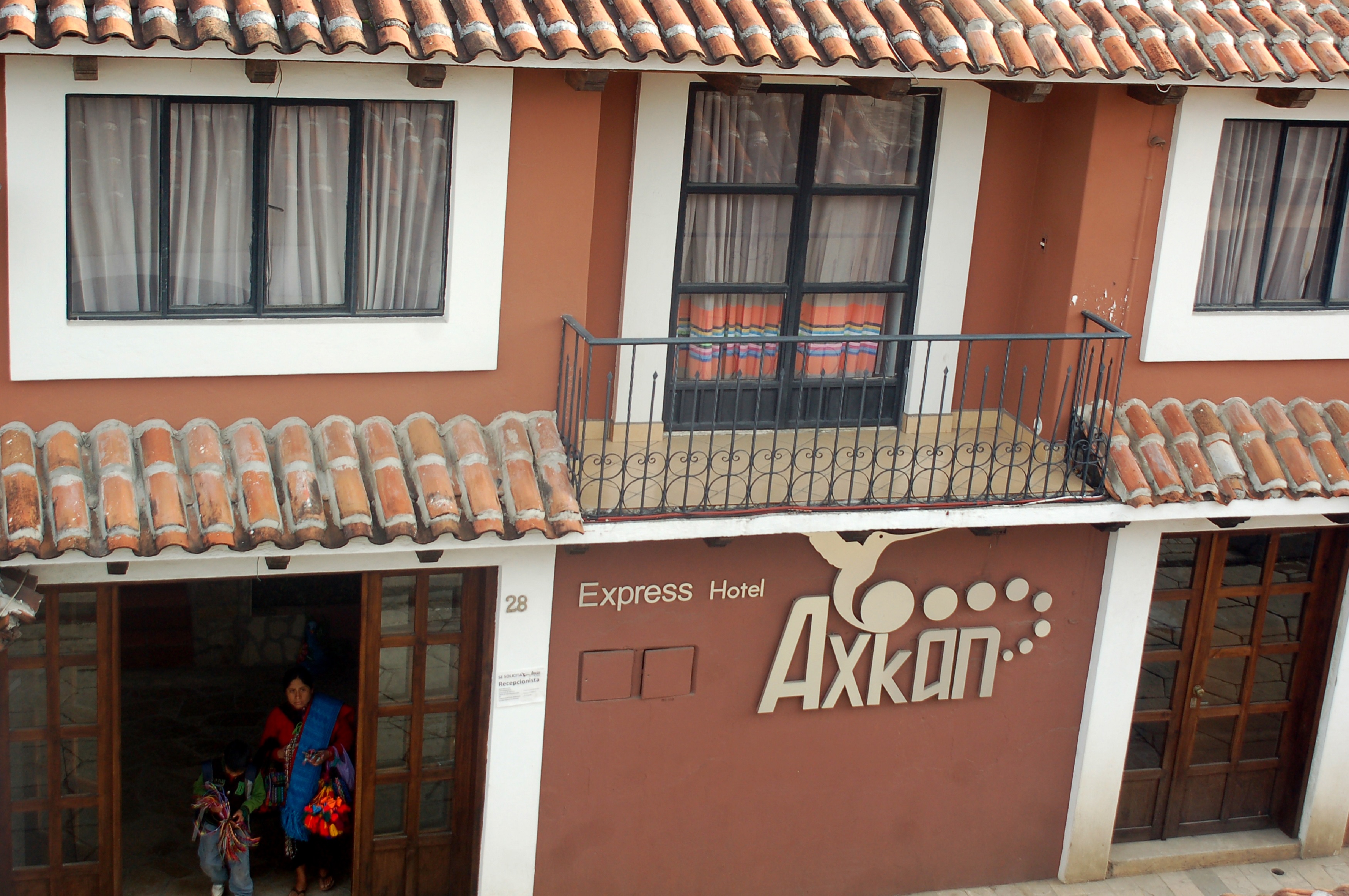 AXKAN EXPRESS HOTEL 3/92