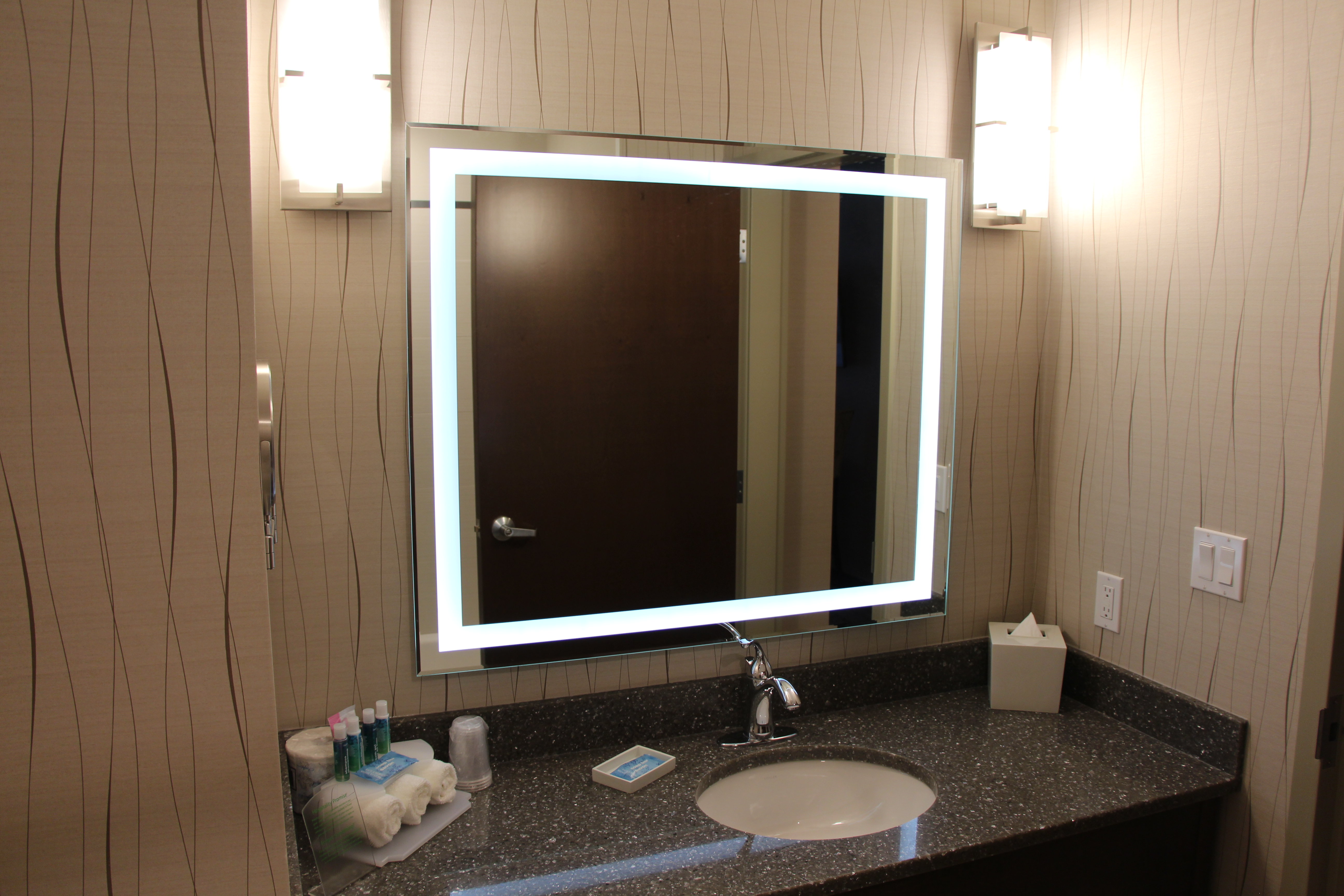 Holiday Inn Express Suites Cold Lake 73/73