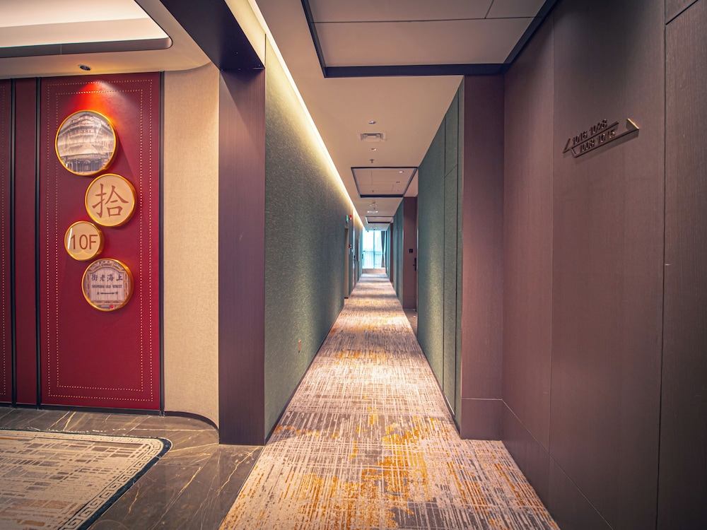 Shanghai Hotel 6/50