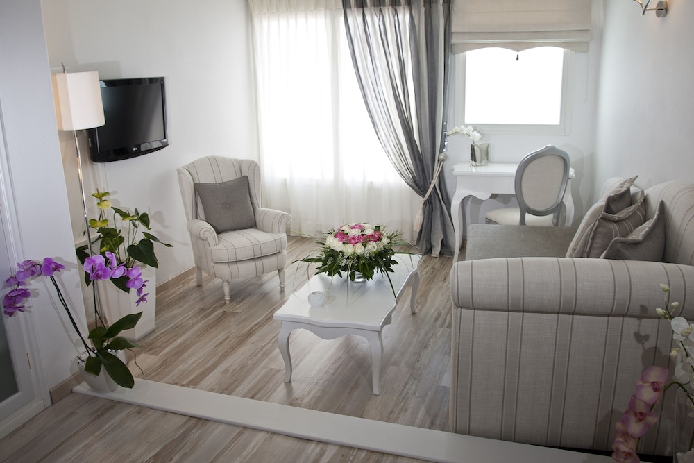 Delfini Villas 14/36