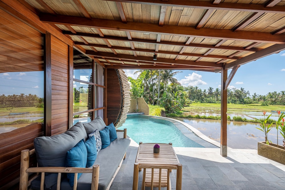 Beehouse Dijiwa Ubud 24/48