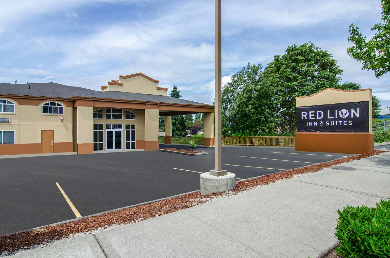 Red Lion Inn & Suites Des Moines 14/14